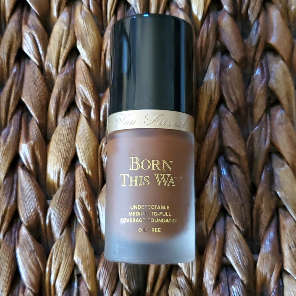 Too Faced Born This Way Foundation